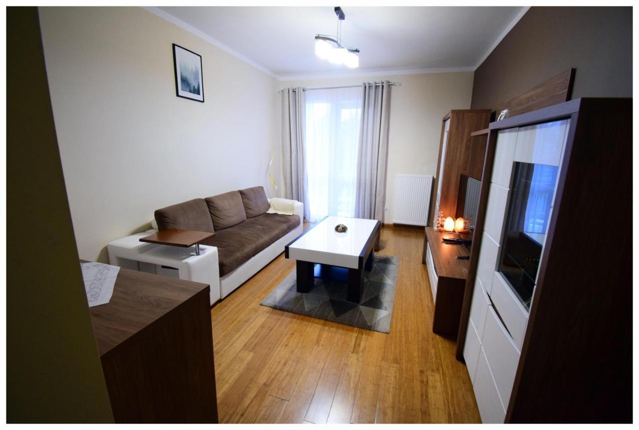 Апартаменти Color 24 Apartament IV Стальова-Воля Екстер'єр фото