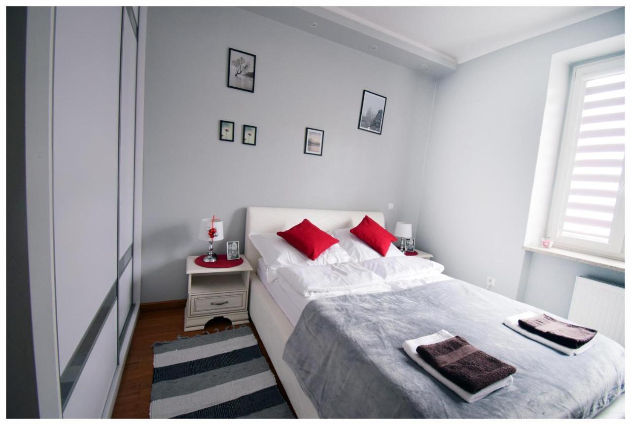 Апартаменти Color 24 Apartament IV Стальова-Воля Екстер'єр фото